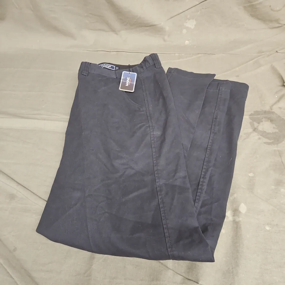 MAINE REGULAR CHINO TROUSERS IN NAVY SIZE 36W
