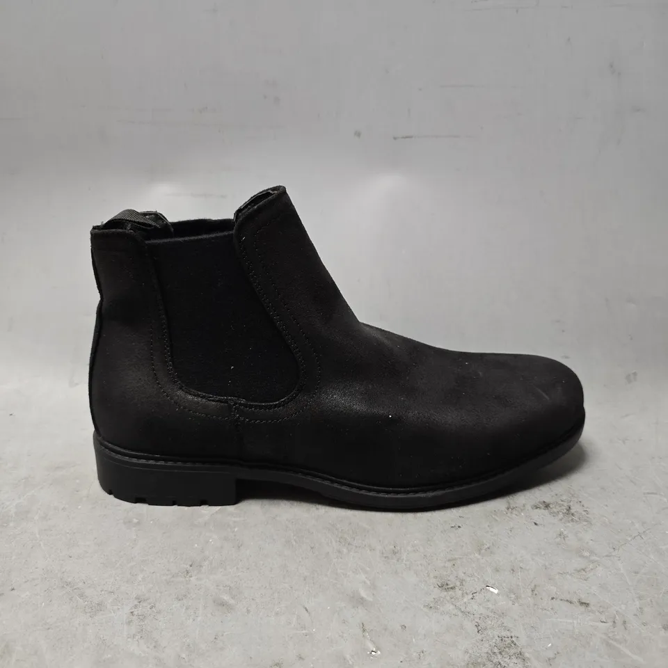BECKETT BLACK SLIP ON BOOTS - SIZE 9 