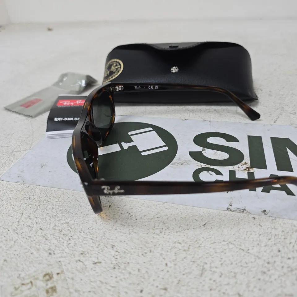 RAY-BAN SUNGLASSES, TORTOISESHELL FRAME – WITH CASE