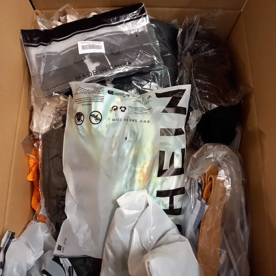 BOX OF APPROX 35 ASSORTED ITEMS TO INCLUDE - FJ GOLF APPAREL - SHEIN - FASHION NOVA ECT 