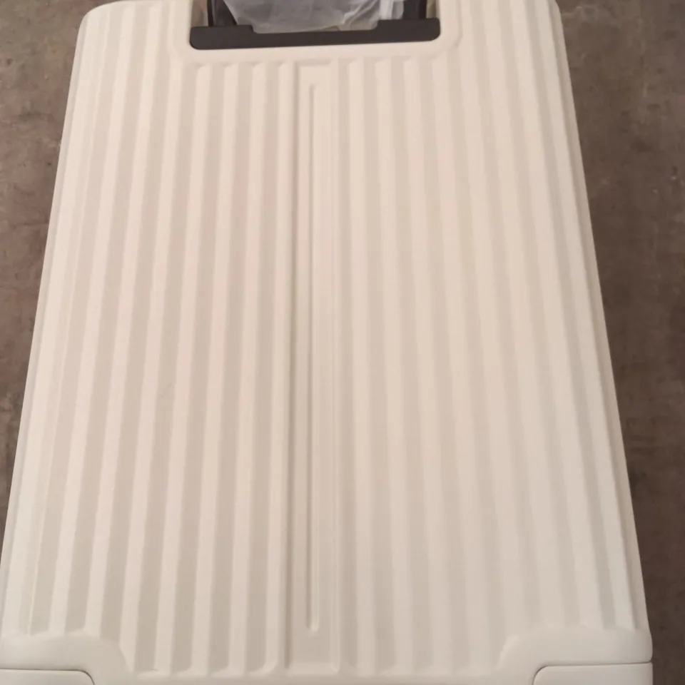 LUGG SUITCASE SIZE SMALL IVORY