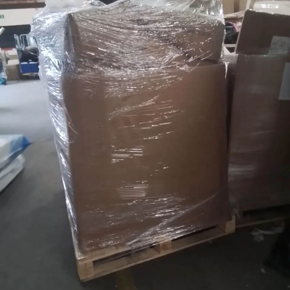 PALLET OF ASSORTED HOUSEHOLD GOODS AND PRODUCTS TO INCLUDE;BOXING BAG,PARASOL,CHAIR