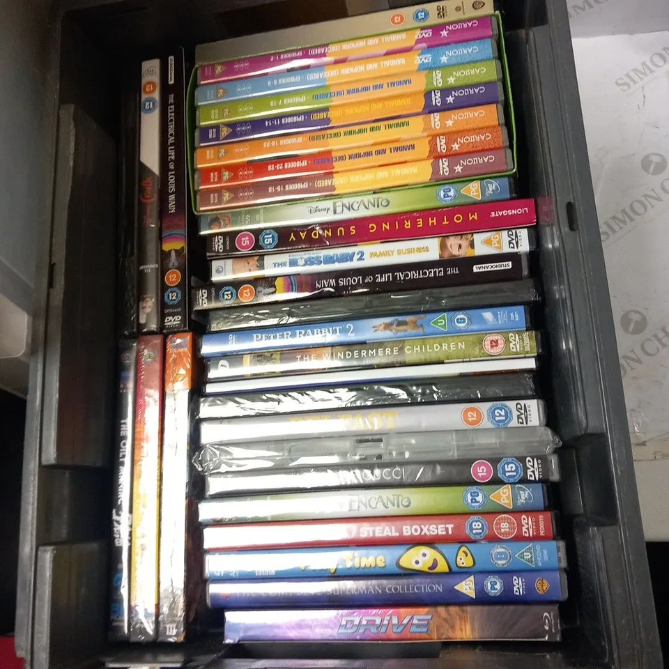 APPROXIMATELY 29 ASSORTED DVDS AND BOXSETS TO INCLUDE; CRUELLA, BOSS BABY 2, RANDALL AND HOPKIRK DECEASED(BOX SET) AND PETER RABBIT 2