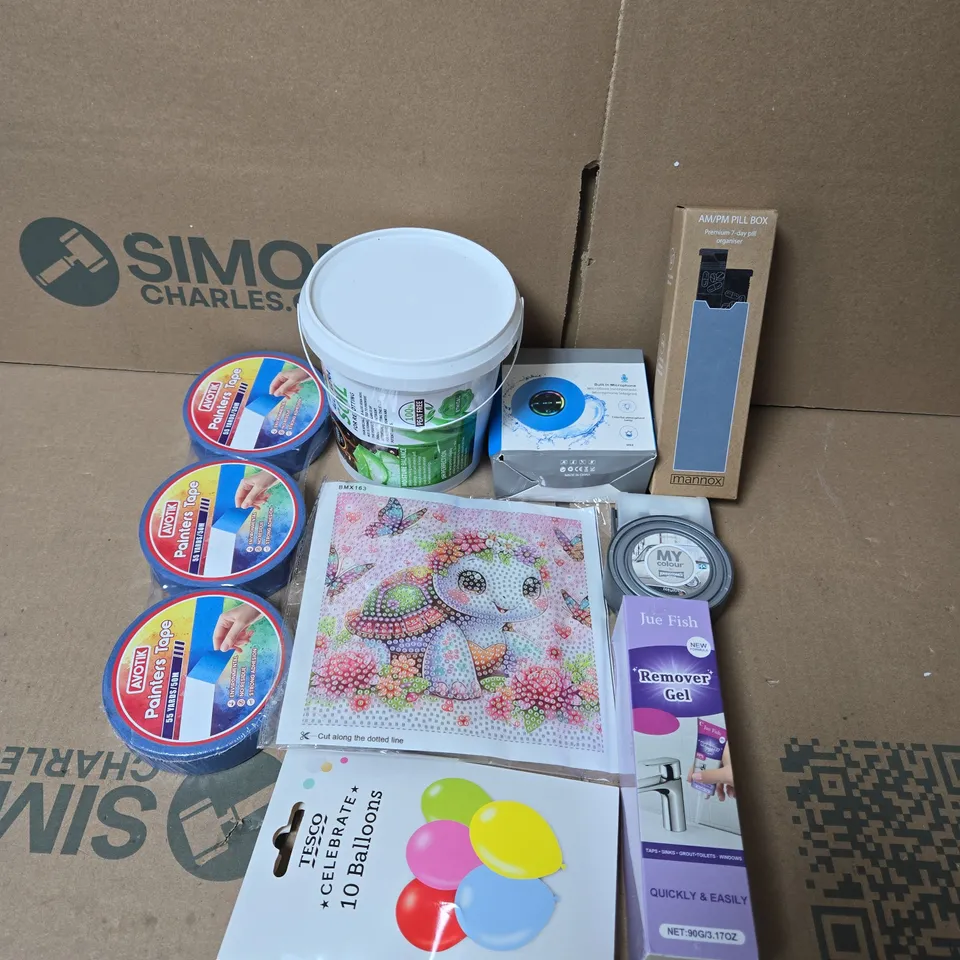 APPROXIMATELY 15 ASSORTED HOUSEHOLD PRODUCTS 