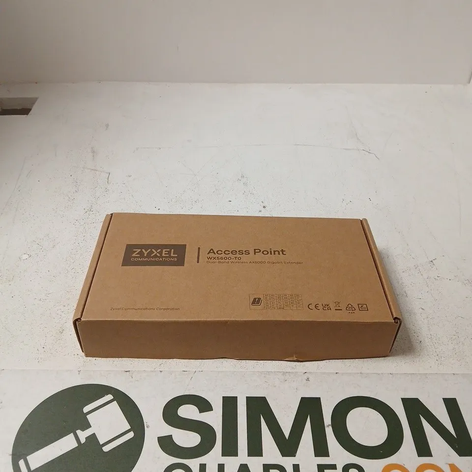 ZYXEL ACCESS POINT WX5600-TO – DUAL-BAND WIRELESS AX6000 (BOXED)