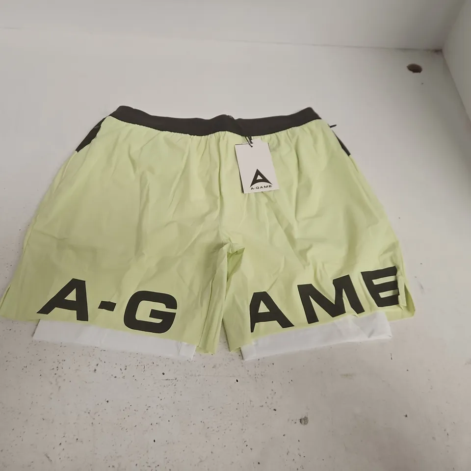 A-GAME MENS 2IN1 TRAINING SHORTS IN GREEN - L