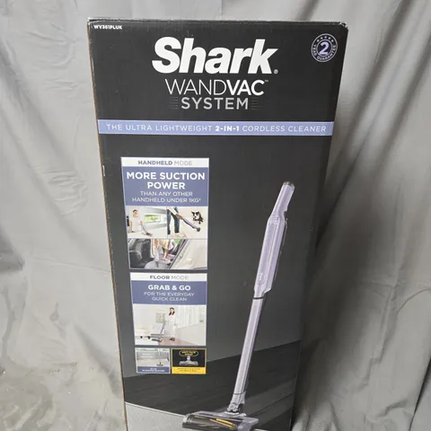 BOXED SHARK WANDVAC SYSTEM WV361PLUK