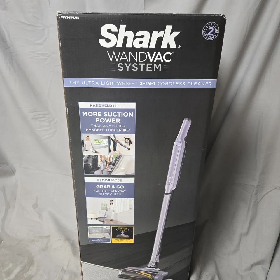 BOXED SHARK WANDVAC SYSTEM WV361PLUK