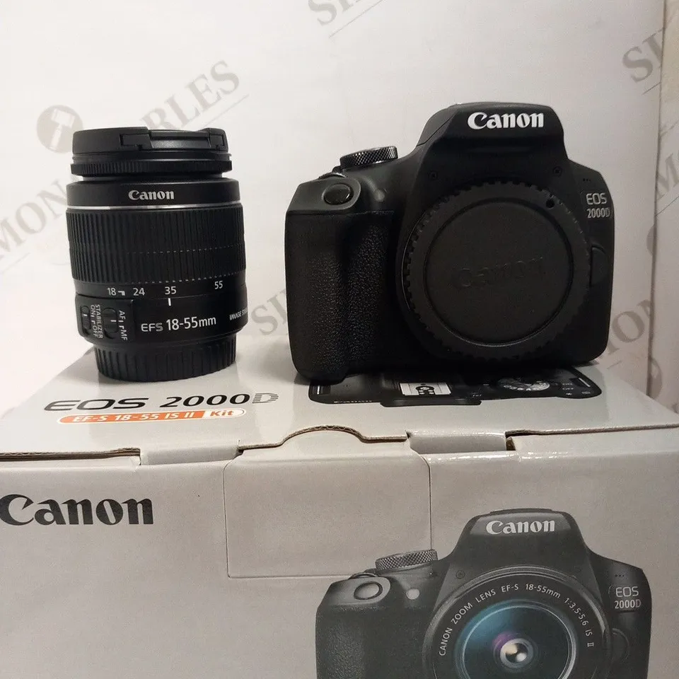 BOXED CANON EOS2000D TRAVEL KIT