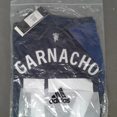 ADIDAS MANCHESTER UNITED JERSEY - GARNACHO - SIZE SMALL