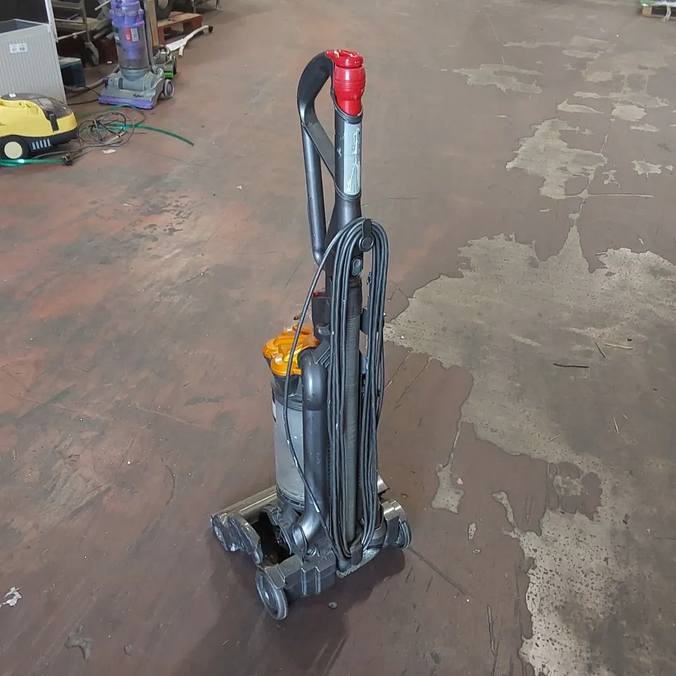 DYSON DC27 UPRIGHT VACUUM CLEANER 