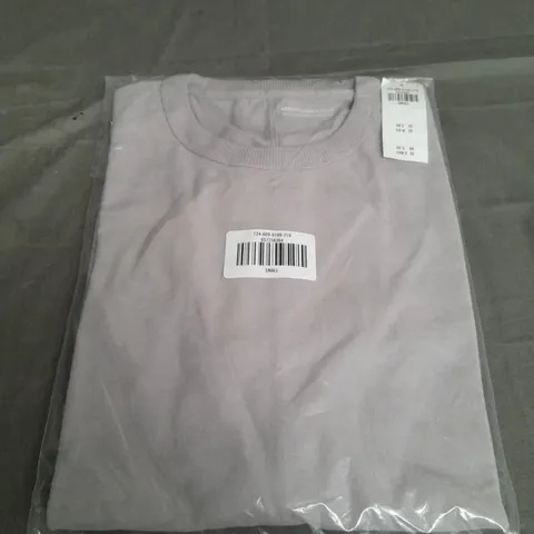 SEALED ABERCROMBIE & FITCH LIGHT GREY HEAVY WEIGHT T-SHIRT - SMALL