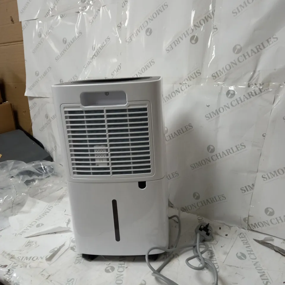 OUTLET 12L DEHUMIDIFIER WITH 2L WATER TANK AND TIMER
