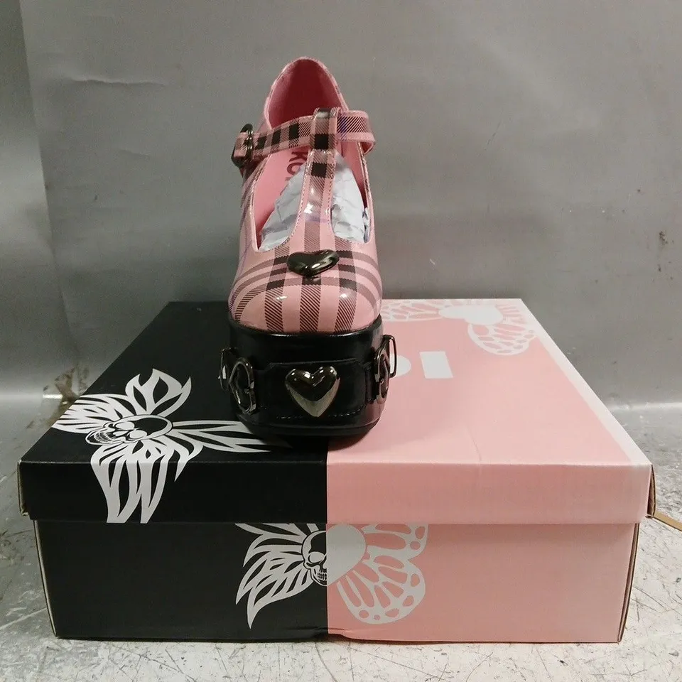 BOXED PAIR OF KOI SWEET APATHY PLAID WEDGE MARY JANES IN PINK SIZE UK 4