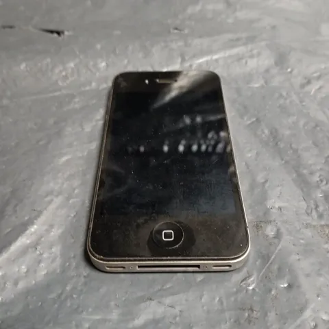 APPLE IPHONE 4 (BLACK)