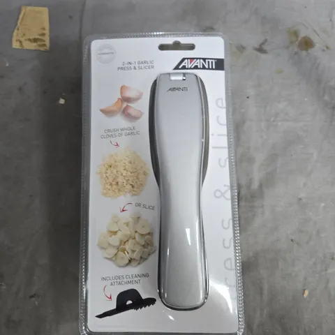 AVANTI 2-IN-1 GARLIC PRESS & SLICER