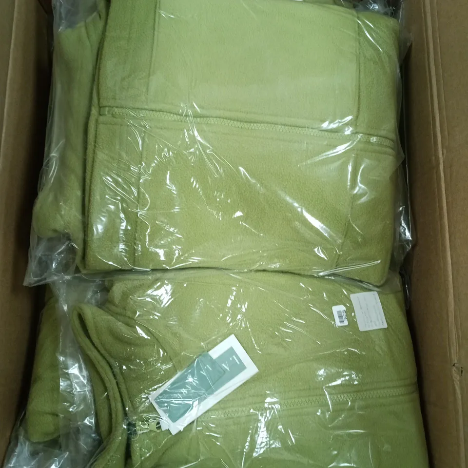 APPROXIMATELY 15 LA MAREY FLEECE JACKETS - L