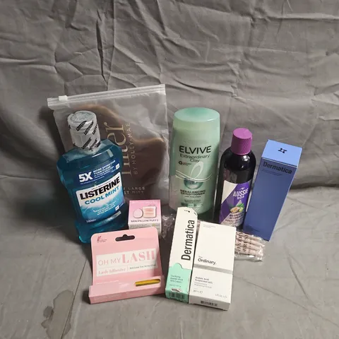 APPROXIMATEY 20 ASSORTED HEALTH AND BEAUTY PRODUCTS TO INCLUDE - OH MY LASH ADHESIVE - THE ORDINARY AZELAIC ACID - DERMATICA SQUALENE CREAM CLEANSER - ETC