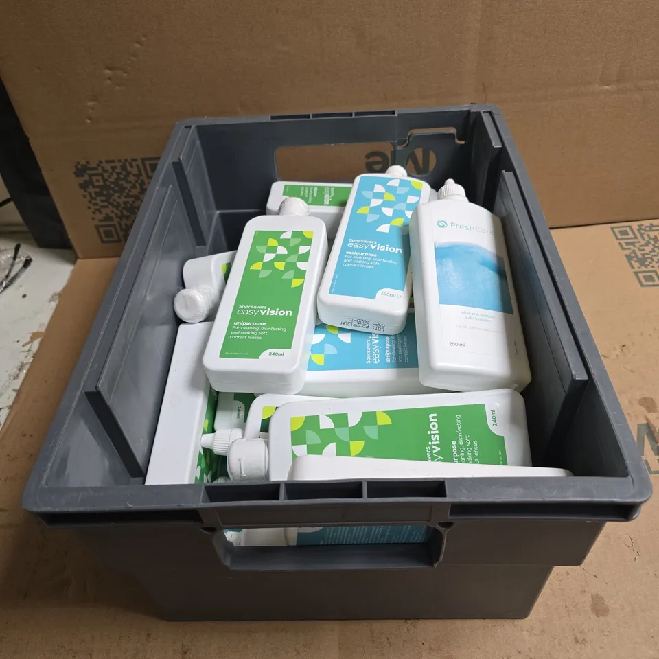 TOTE OF APPROXIMATELY 20 ASSORTED CONTACT LENS CLEANERS TO INCLUDE SPECSAVERS EASY VISION ETC