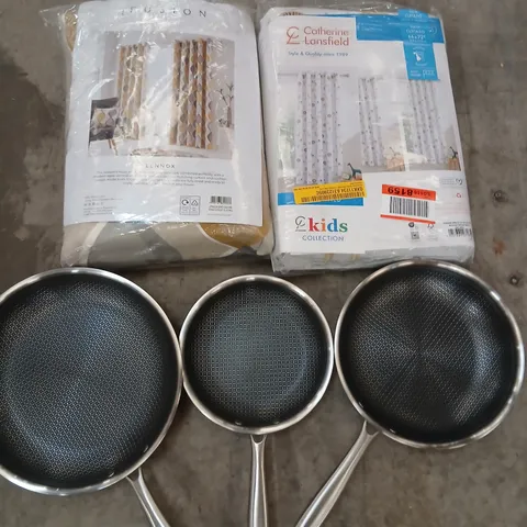 CAGE OF ASSORTED PRODUCTS TO INCLUDE; FUSION LENNOX CURTAINS, CATHERINE LANSFIELD CURTAINS, CERAMELON PAN SET AND SARAH JAYNE CUSHIONS