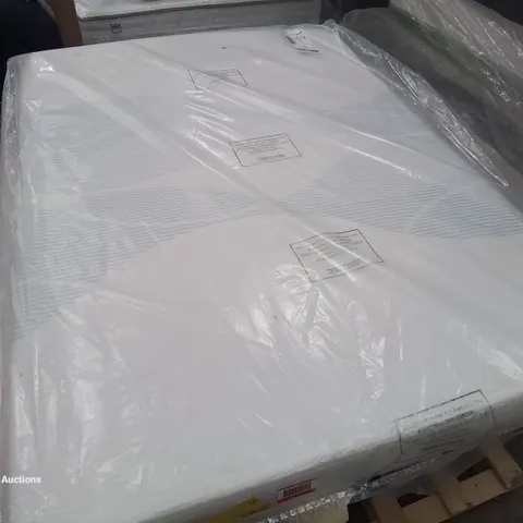 QUALITY BAGGED SILENTNIGHT 4'6" DOUBLE 3 ZONE MEMORY FOAM MATTRESS 