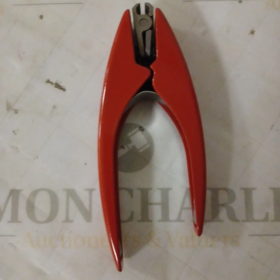 CLIPPERPRO 2.0 NAIL CLIPPERS, RED