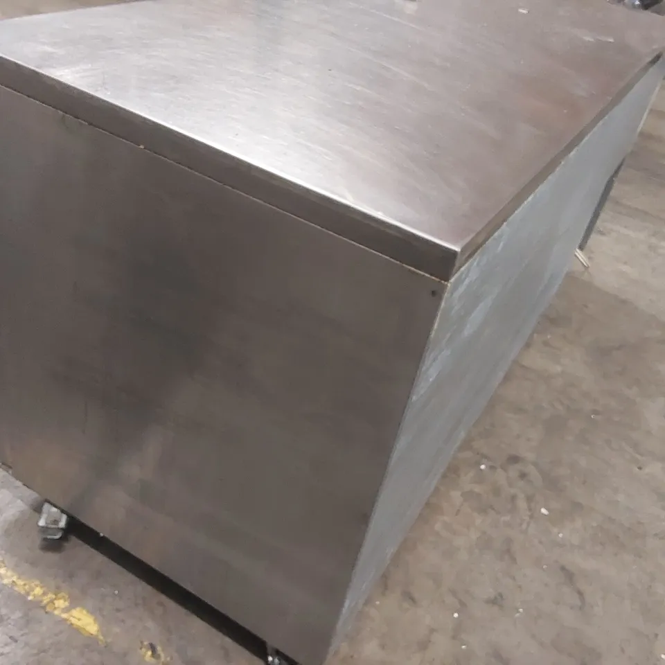 WILLIAMS HJC3 SA HCR2 COMMERCIAL COUNTER FRIDGE CABINET