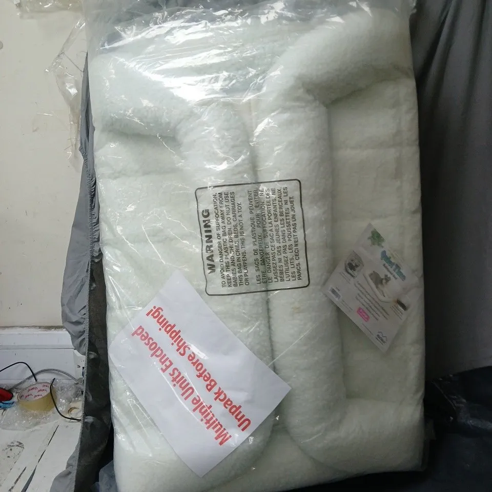 3 X MIDWEST HOMES FOR PETS PET TIME BOLSTERED BED – X-LARGE PLUSH DOG BED