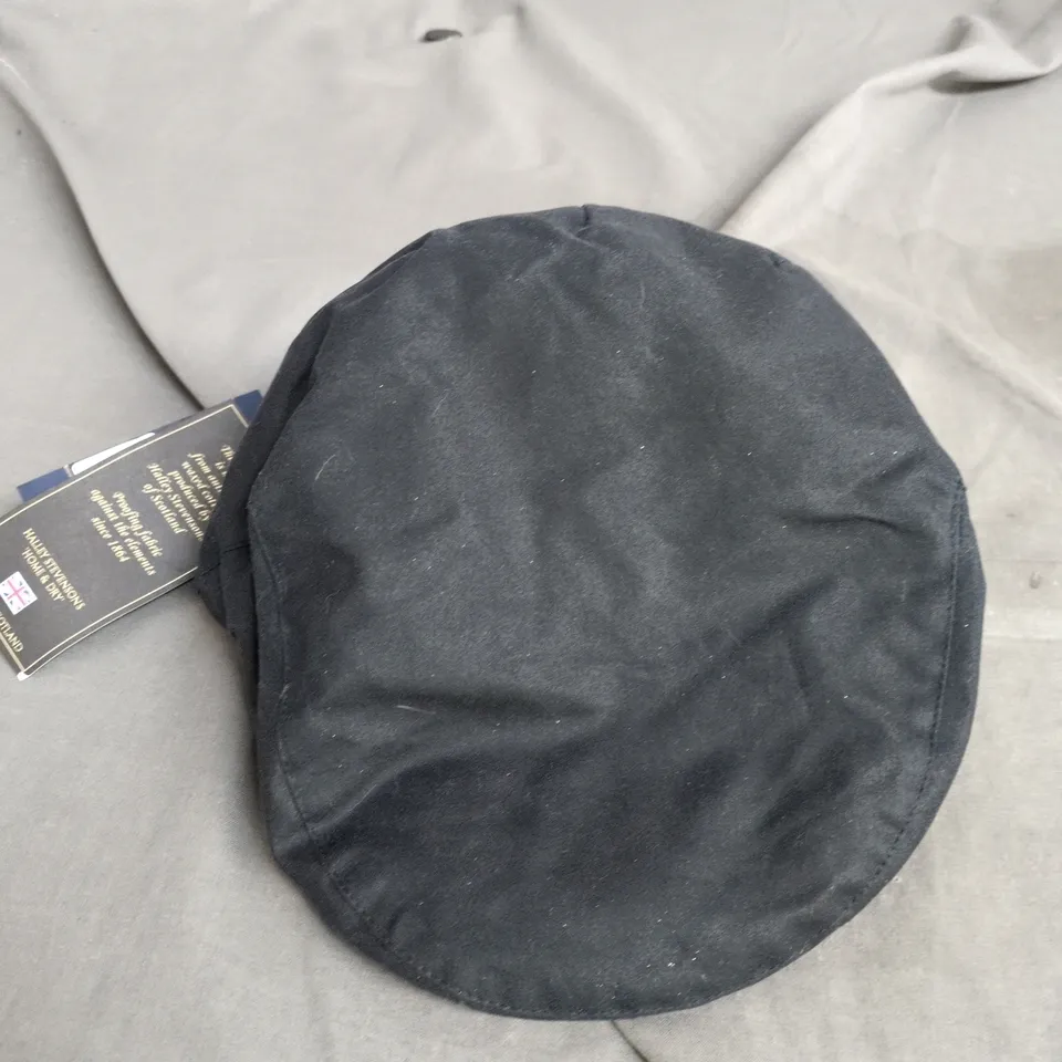 FAILSWORTH WAX FLAT CAP NAVY