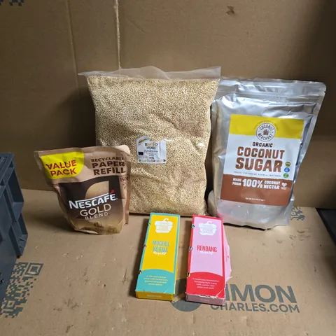 APPROXIMATELY 15 ASSORTED FOOD AND DRINK ITEMS TO INCLUDE - SIMPLY COOK MOGHUL KORMA, ORGANIC COCONUT SUGAR AND PUFFED QUINOA