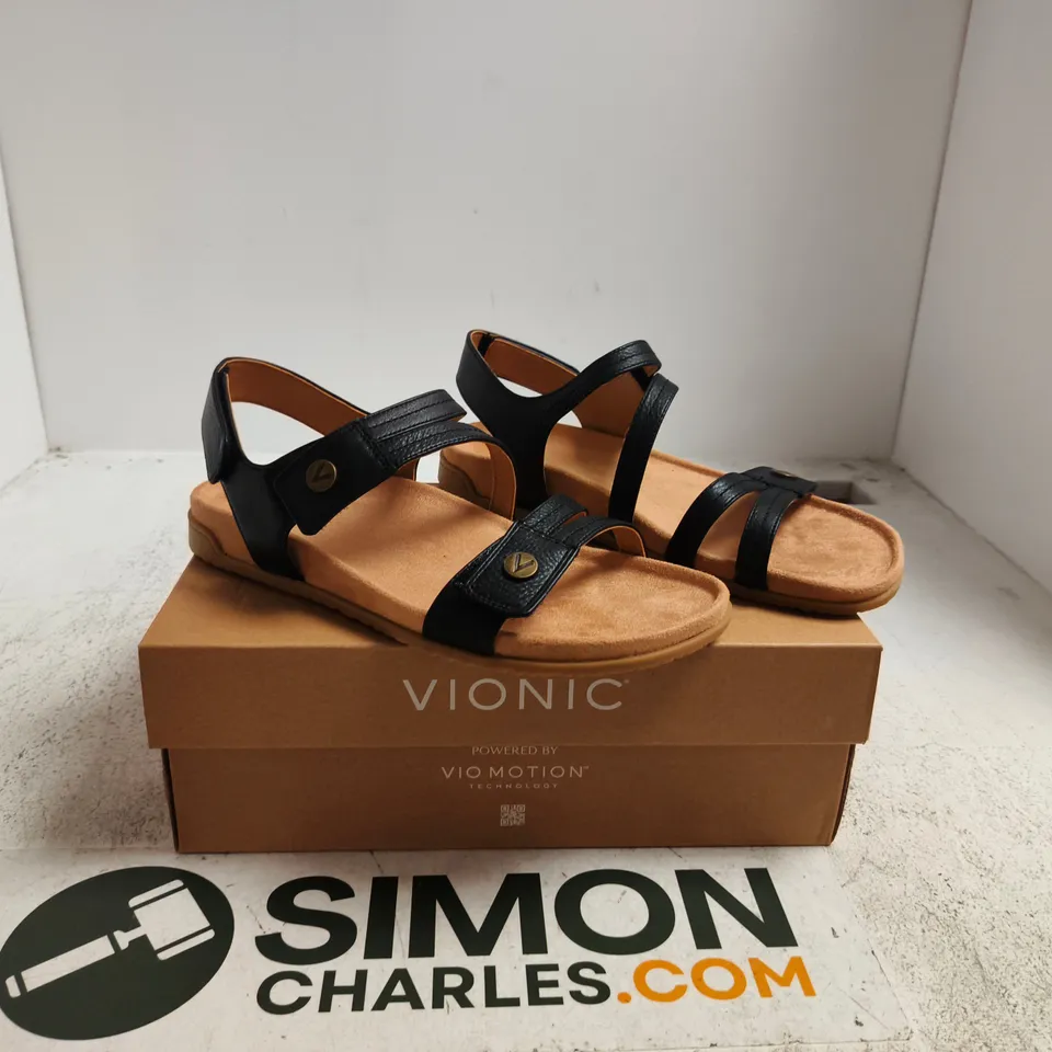 VIONIC WOMEN'S SANDALS – BLACK STRAPS, TAN FOOTBED UK 7