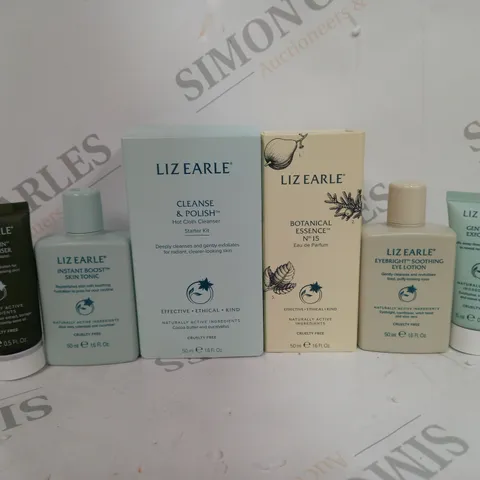 BOXED SET OF 6 LIZ EARLE GIFT SET