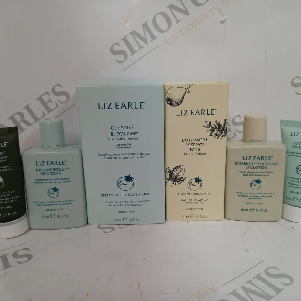 BOXED SET OF 6 LIZ EARLE GIFT SET