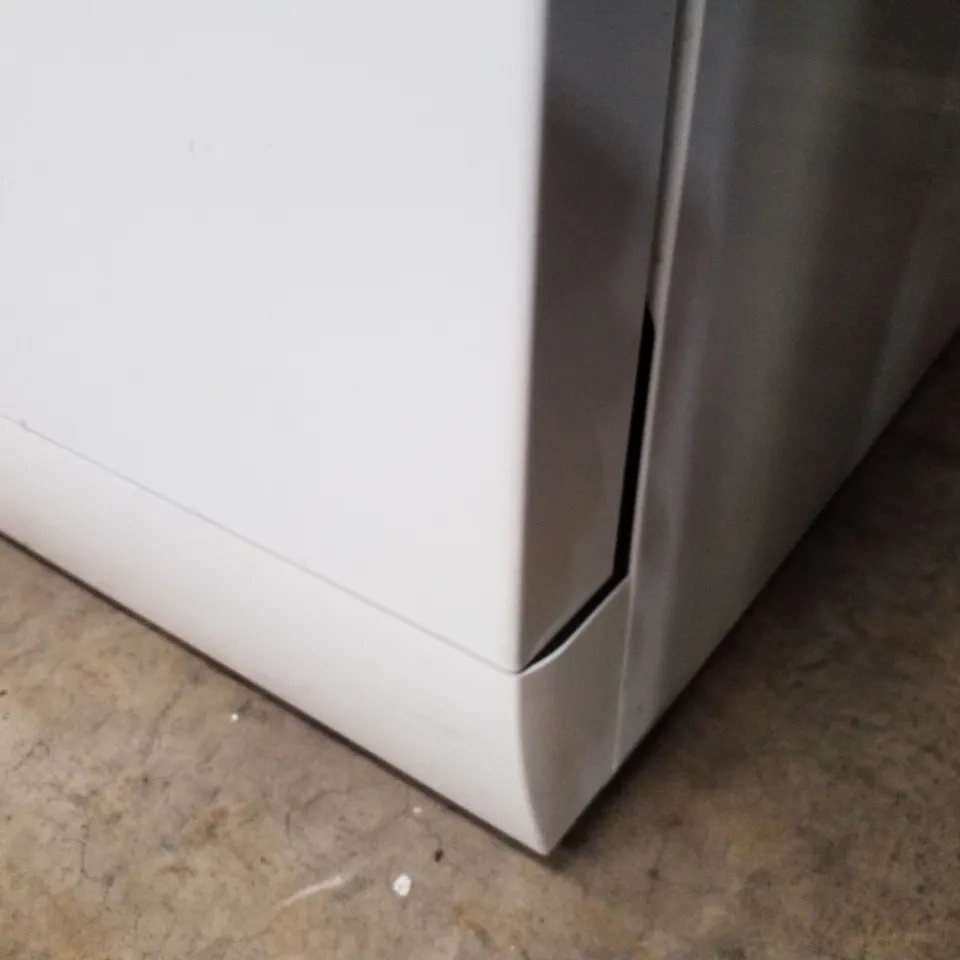 SWAN SDW751150W 12-PLACE FULLSIZE DISHWASHER - WHITE
