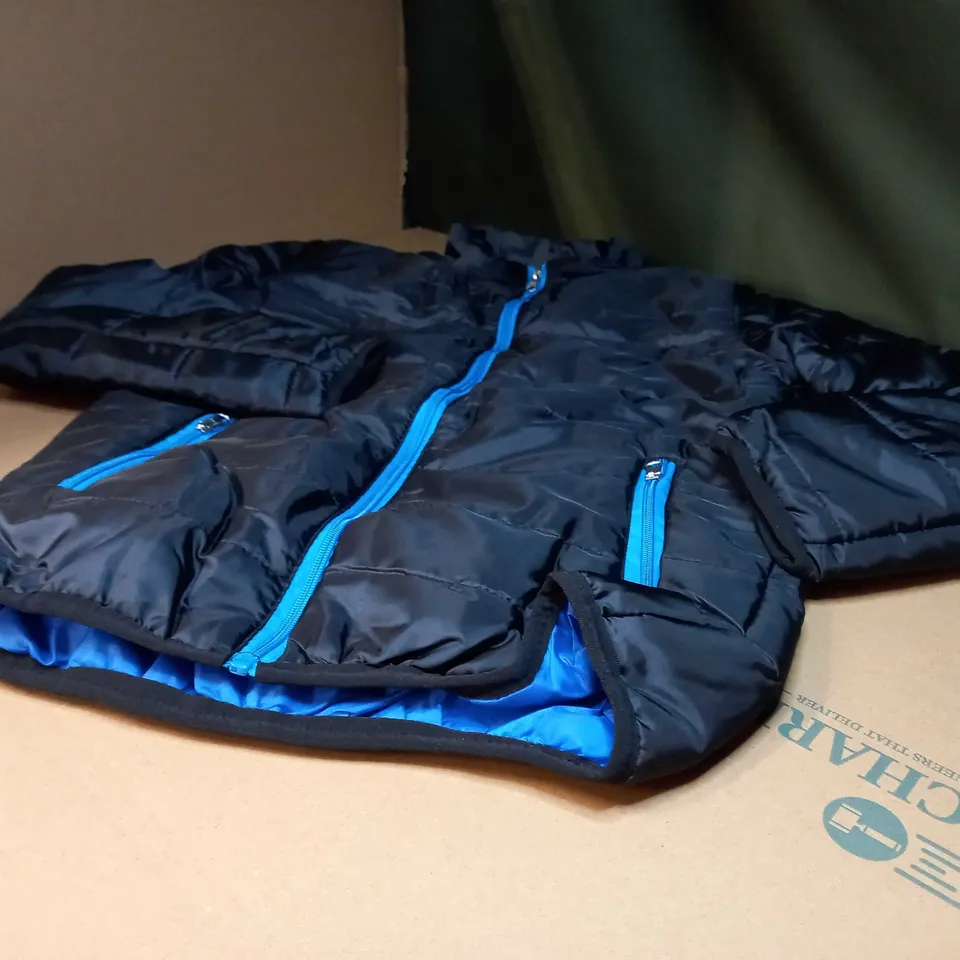 DESIGNER BLACK/BLUE DETAILED PUFFER JACKET - MEDIUM