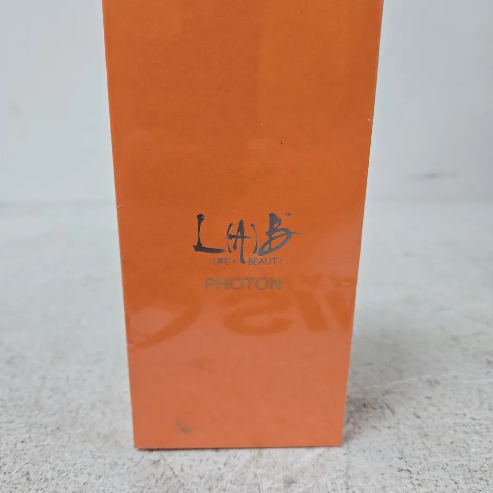 SEALED LAB PHOTON LIFE & BEAUTY HANDHELD DEVICE