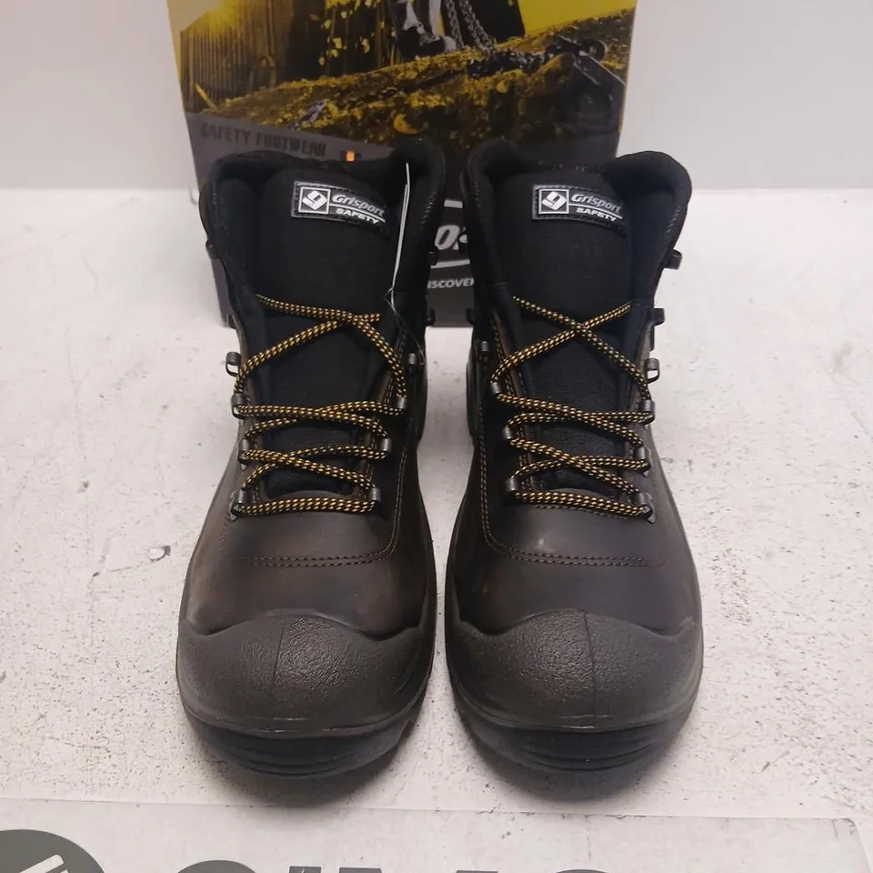 GRISPORT CONTRACTOR SAFETY BOOTS – BROWN, UK 10 (MEN'S) – BOXED