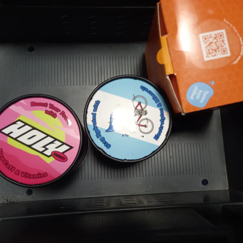 TOTE OF APPROX 8 ASSORTED FOOD ITEMS TO INCLUDE -  VINILLA PROTEIN , CLO COFFEE , ELEAT HIGH PROTEIN CEREAL ETC