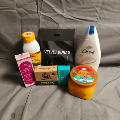 APPROXIMATEY 20 ASSORTED HEALTH AND BEAUTY PRODUCTS TO INCLUDE - DOVE BODY WASH - VELVET DURAG - NATURE SPELL SCALP FORMULA - ETC