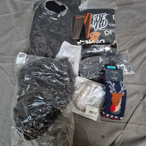 APPROXIMATELY 30 ASSORTED CLOTHING ITEMS IN VARIOUS SIZES, STYLES & COLOURS TO INCLUDE BRANDS SUCH AS PASSANGER, GUESS, GEORGE, ETC - COLLECTION ONLY