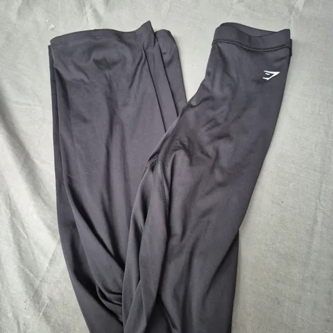 GYMSHARK EVERYDAY FLARE LEGGINGS IN BLACK - SMALL