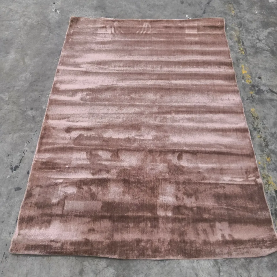PINK BRONZE VELVET RUG – PLUSH RECTANGULAR CARPET (150X220CM)
