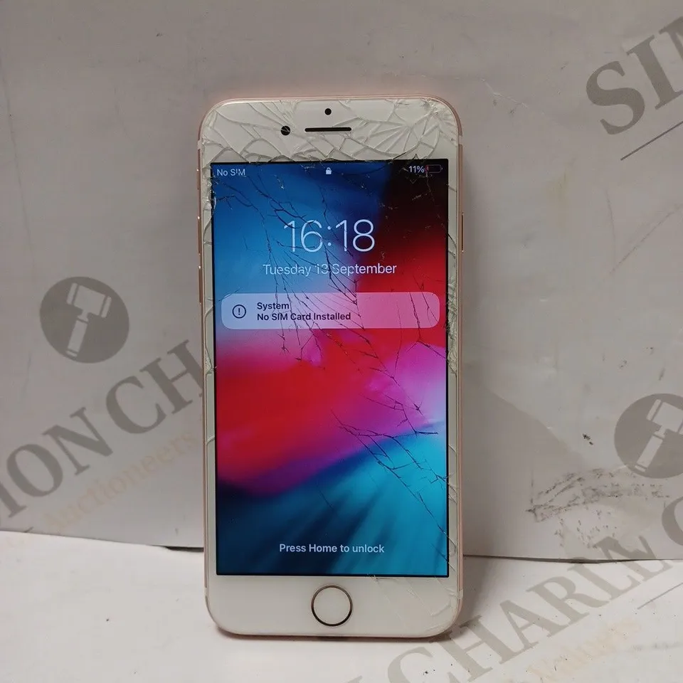 BOXED APPLE IPHONE 7 IN ROSE GOLD