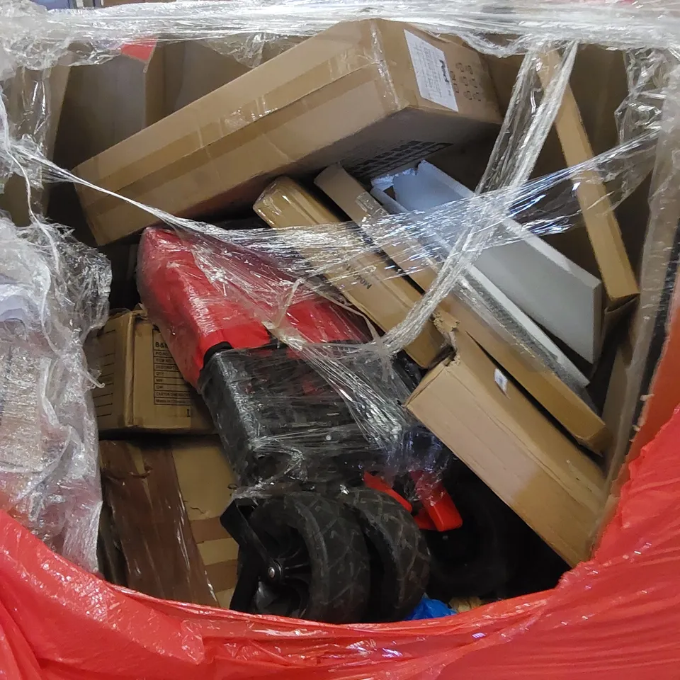 PALLET CONTAINING ASSORTED HOUSEHOLD PRODUCTS. INCLUDES MAKEUP MIRROR, WALKING TROLLEY, BOXED FURNITURE ETC 