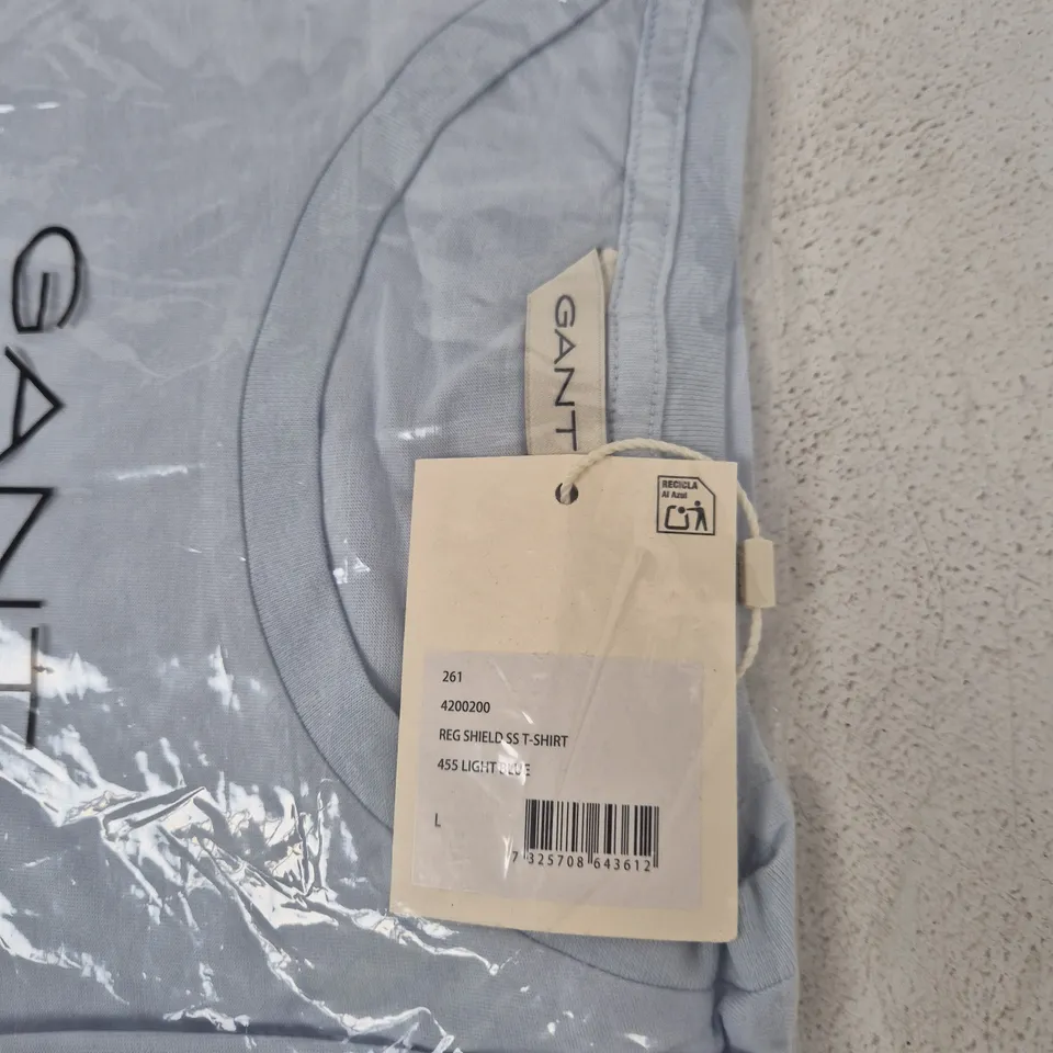 GANT REG SHIELD SS T-SHIRT – LIGHT BLUE, UK SIZE L