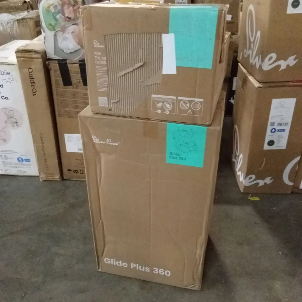 BOXED SILVER CROSS GLIDE PLUS 360 CAR SEAT AND BASE (2 BOXES)