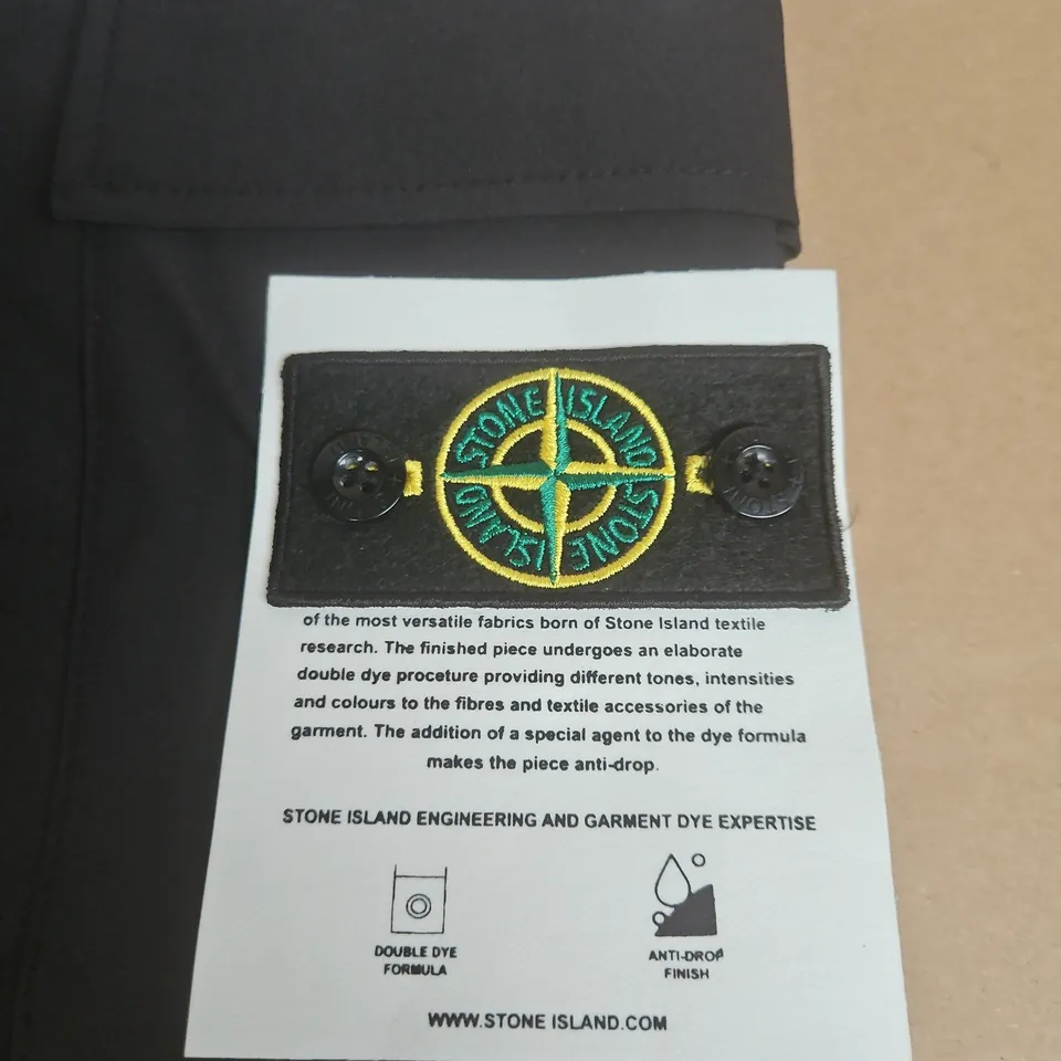 STONE ISLAND BLACK TRACK PANTS – UK SMALL (S) – MEN'S