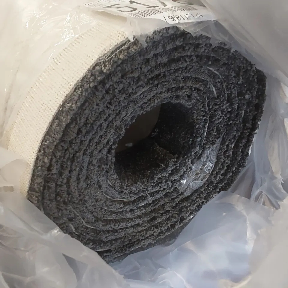 ROLL OF QUALITY FIRST IMPRESSIONS WELL DRESSED CARPET - APPROXIMATELY 4.25 x 4m