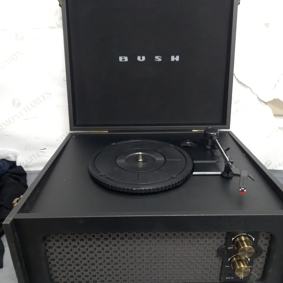 BUSH WOODEN RETRO BLUETOOTH AUX