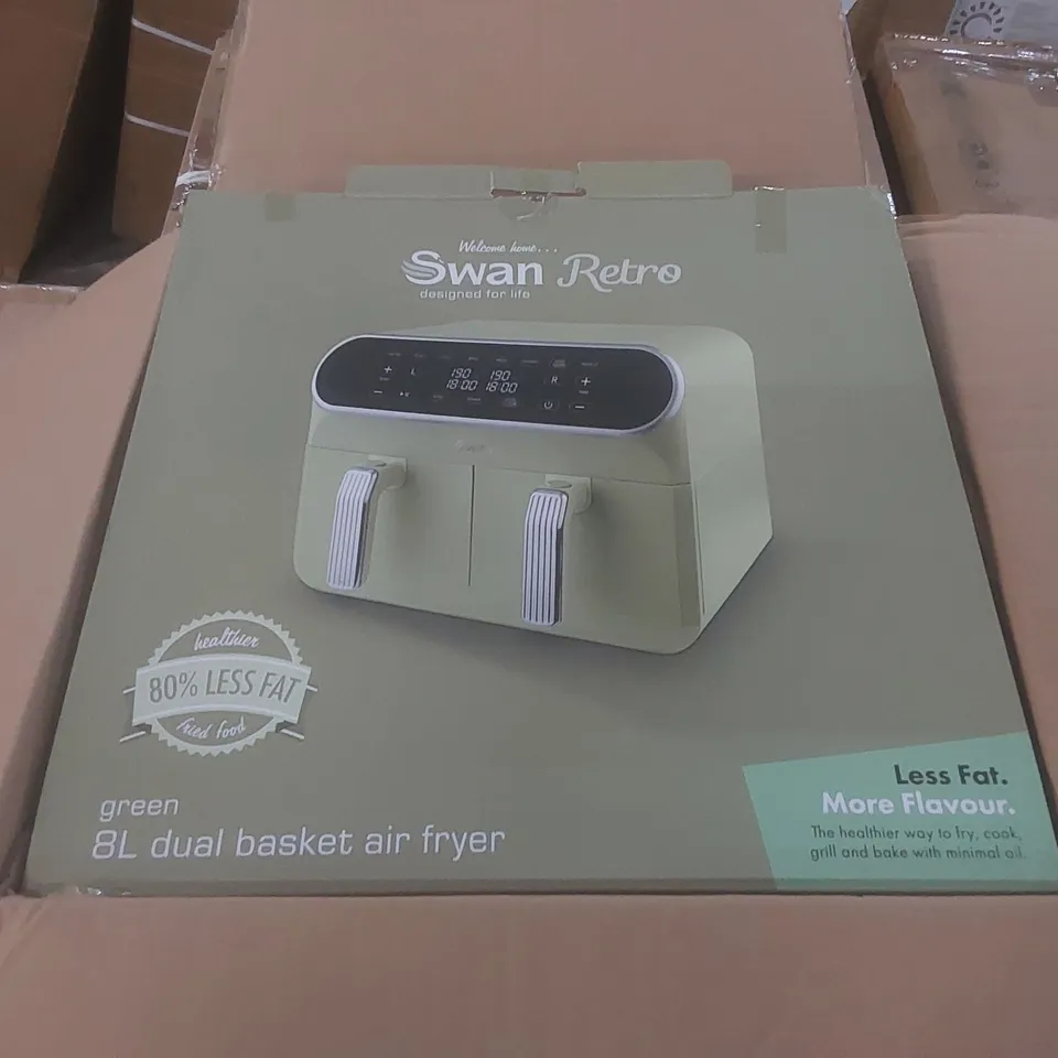 BOXED SWAN RETRO 8L DUAL BASKET DIGITAL AIR FRYER - GREEN